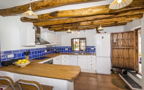 Cocina moderna / rústica